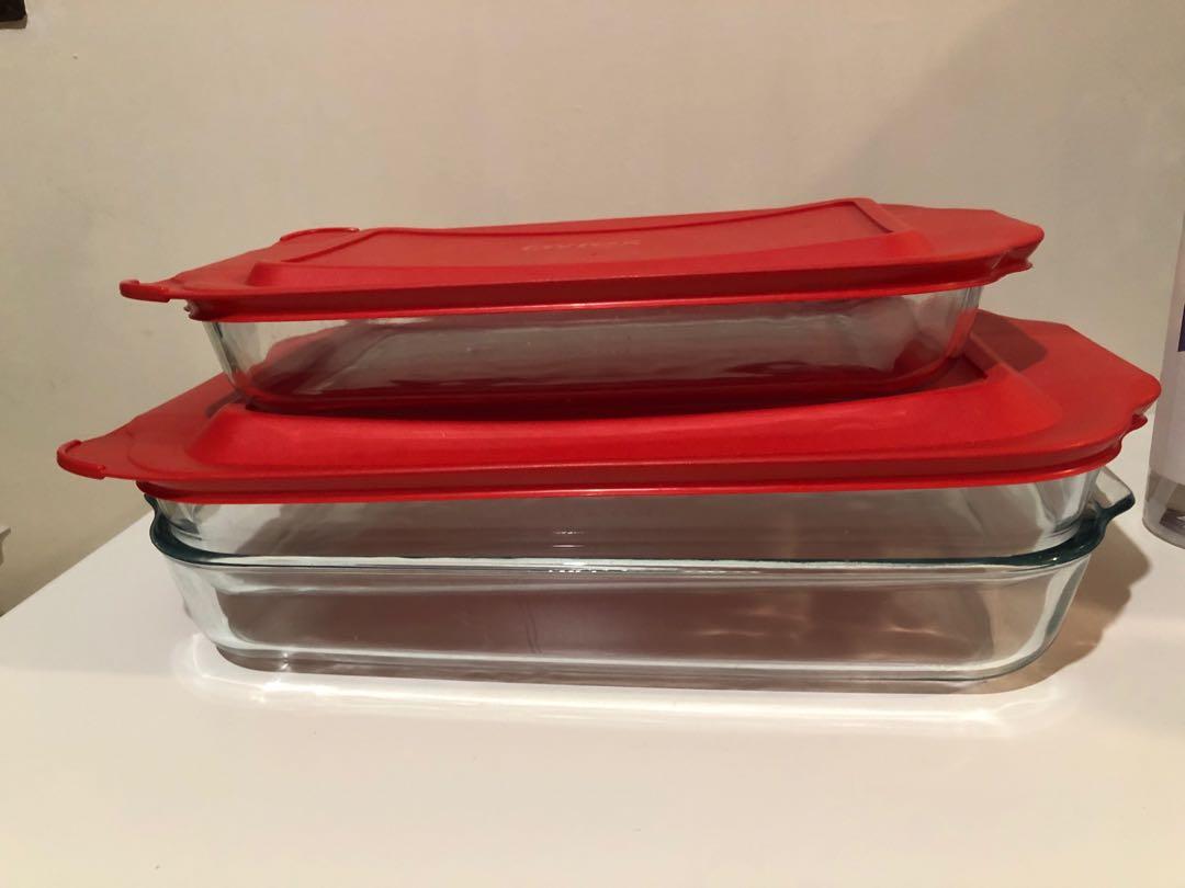 Pyrex Bake and Store Set with Lid, Furniture & Home Living, Kitchenware