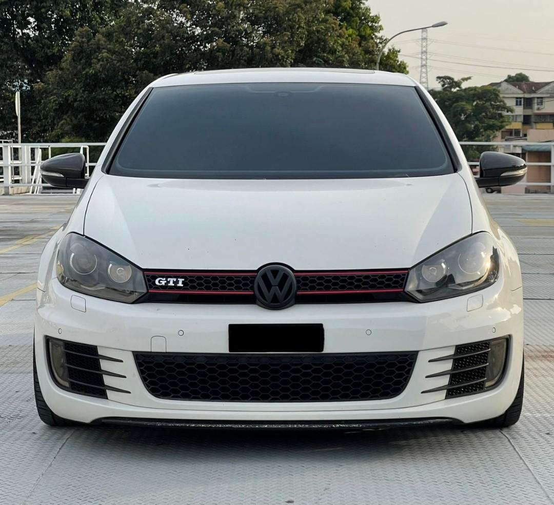 VOLKSWAGEN GOLF MK7.5 R YEAR 2018 SEWABELI BERDEPOSIT, Cars, Cars for Sale  on Carousell