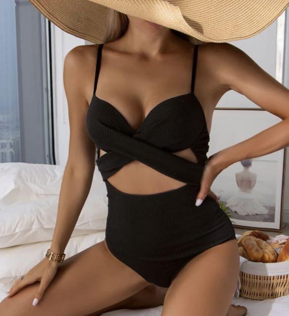 Push up swimwear one piece store