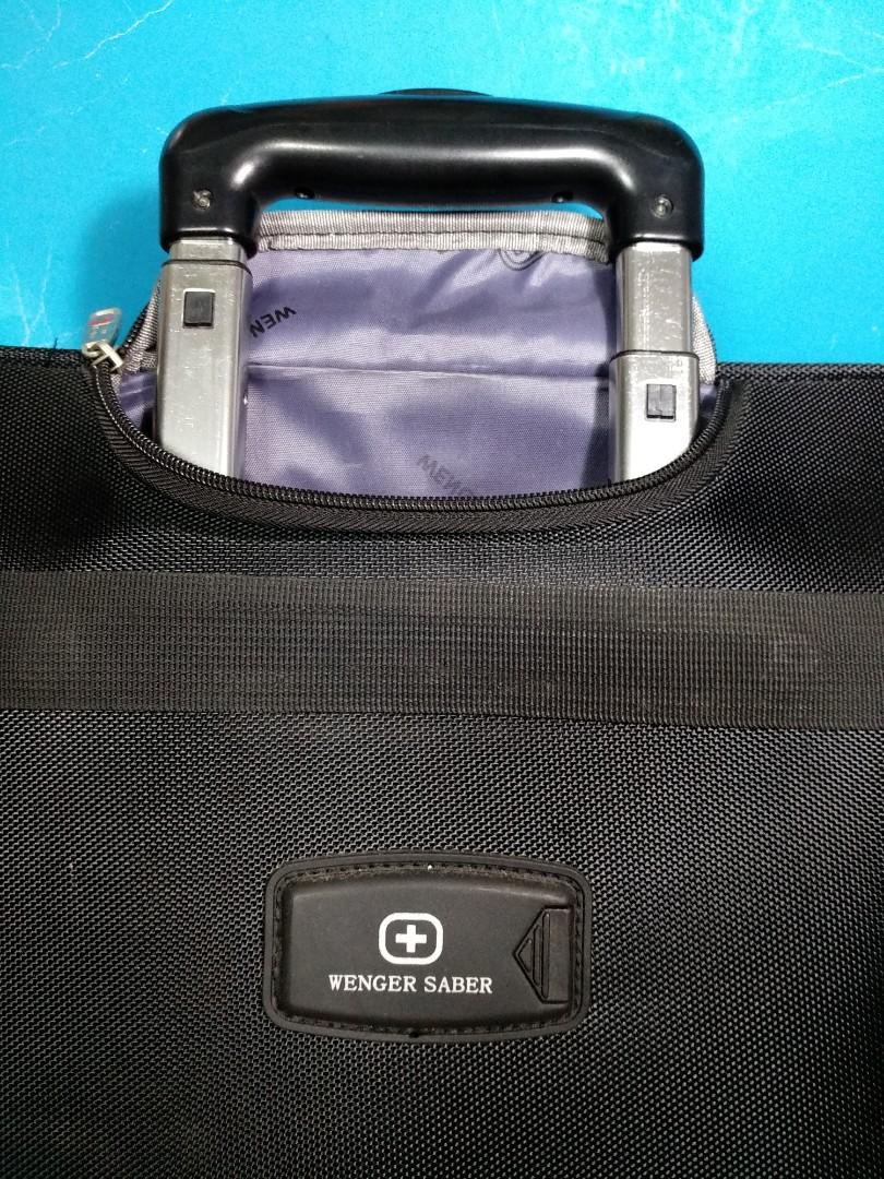 Wenger outlet saber suitcase