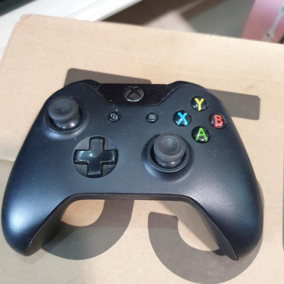 Xbox one 500GB assassin creed bundle, Video Gaming, Video Game