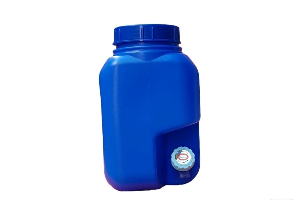 10L/2.5 gallon Water Container Dispenser (Category: Water Bottles & Tumblers) located in Manila. Submitted by xcel.prime (Listing ID 1133688171, Image 1). Description: Container for Mineral and Purified Water Type : Slim with handle Color: Blue Capacity: up to 2.5 Gallons Features: Rotary Faucet / Light Weight Size: Weight: 0.85 (kg) Durable and Compact Plastic High Quality Payment: Online Banking, Gcash, Cod Delivery: Speedy, Lalamove, Grab (shi