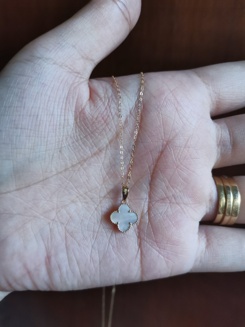 Vca white sale necklace