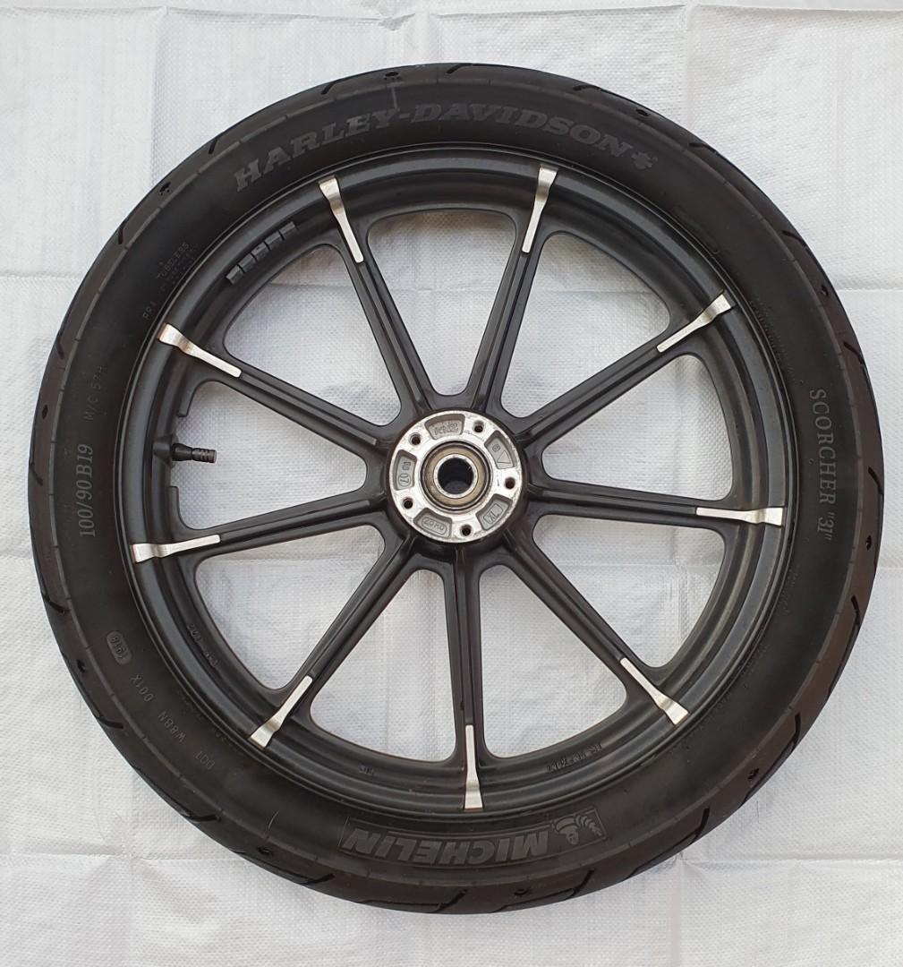 Iron 883 rims hotsell