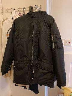 （分類：）位於 。 由 makgion 提交（商品編號 1133599395，圖片 1）。簡介： 。