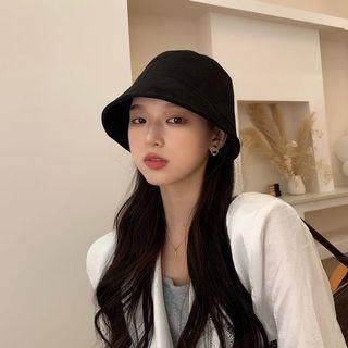 黑色漁夫帽 韓版防風圓頂帽 顯臉小 百搭帽子女麂皮絨 秋冬 日系休閒 素色帽 水桶帽 遮臉素顏帽