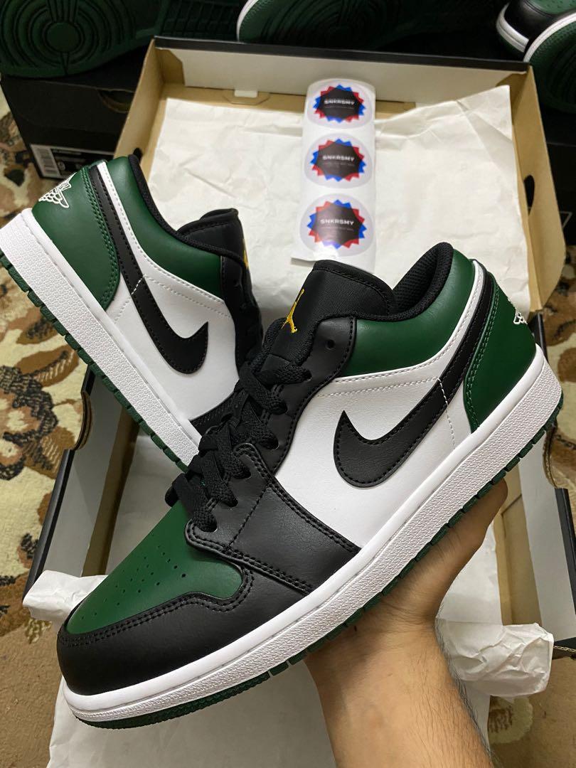 Air jordan 1 low green toe aj1 low Men s Fashion Footwear