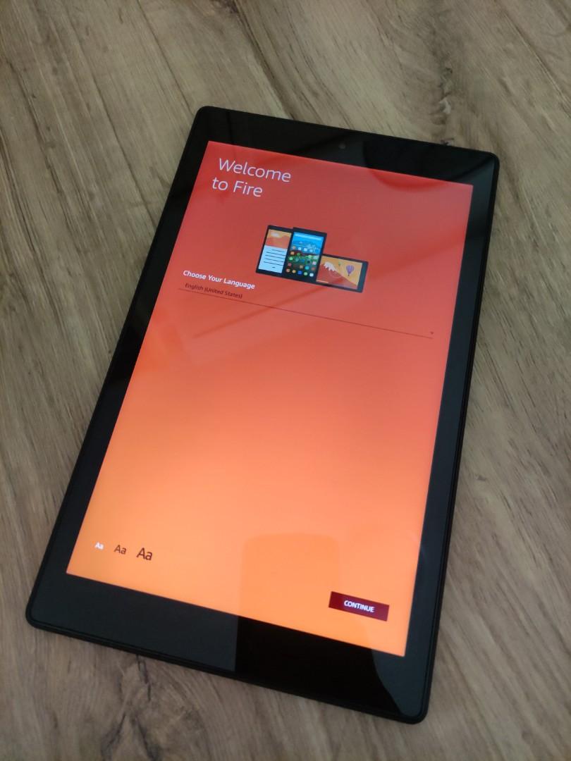 Why does the 11th generation fire hd 10 have bigger bezels than the 7th