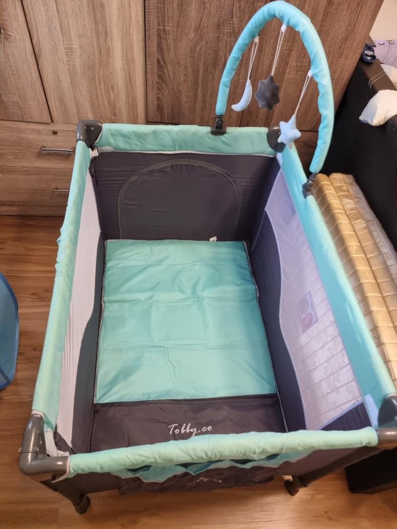 Baby cots top for sale