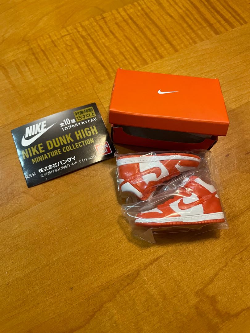 Bandai nike dunk high miniature collection 扭蛋扭旦dunk low