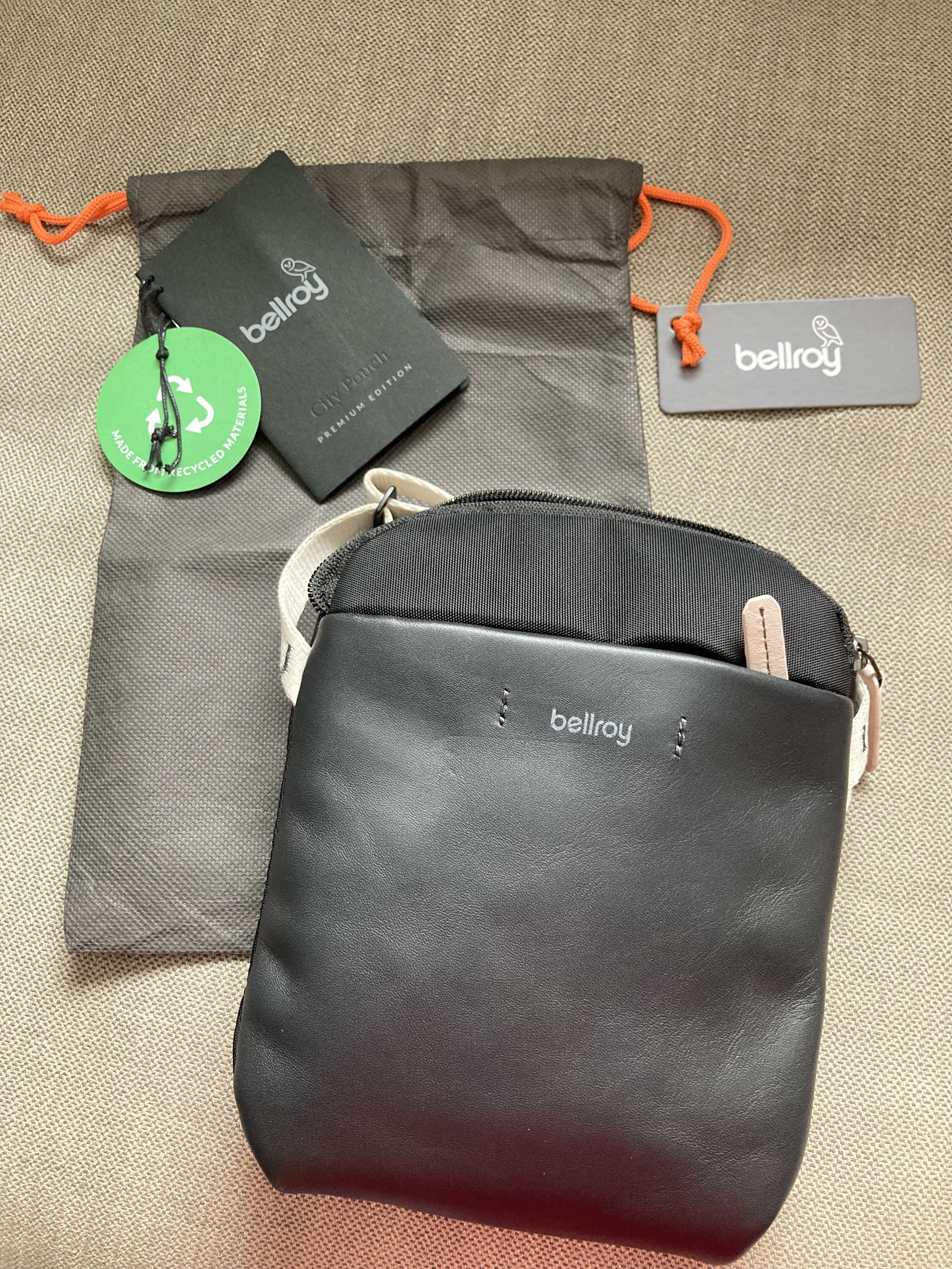 Bellroy City Pouch Premium Black Leather