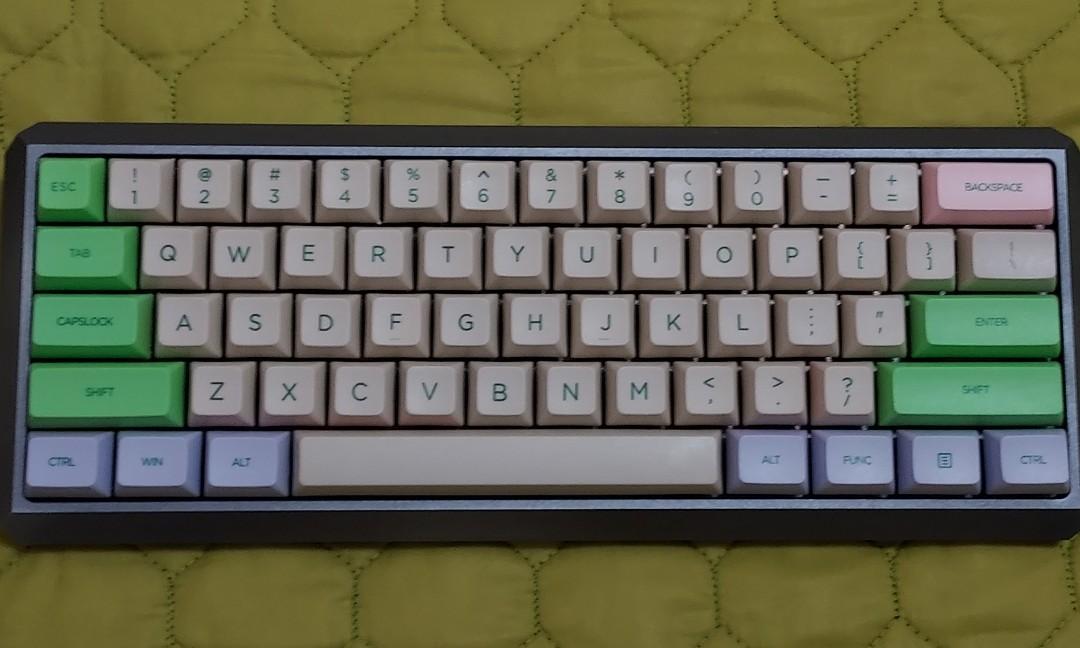 Blind Box XDA Profile Random Unique PBT Opaque Keycaps (Category: Computer Keyboard) located in Quezon City. Submitted by gabs_a (Listing ID 1133738034, Image 3). Description: Mechanical Keyboard Brand: Generic Model: TOM680 Color: Black Mode: Wired PCB: Hot Swap 68 Keys Plate: Metal Case: Hard Plastic Knob: Hard Plastic Comes with: Box Plastic PCB Hotswap Knob Type C to Type A Usb Cable Issue: Defective PCB Note: As the difference between camera