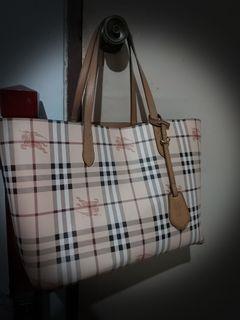 RUSH Sale! Burberry Reversible Bag