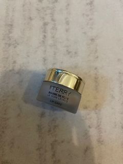 （分類：）位於 。 由 grettali 提交（商品編號 1133611506，圖片 1）。簡介： 。