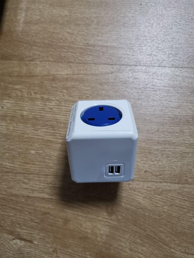 Cubic Socket (Category: Electrical, Adaptors & Sockets) located in Singapore. Submitted by ranee_hello (Listing ID 1133660572, Image 1). Description: 4 outlet ports with 2 USB ports.
