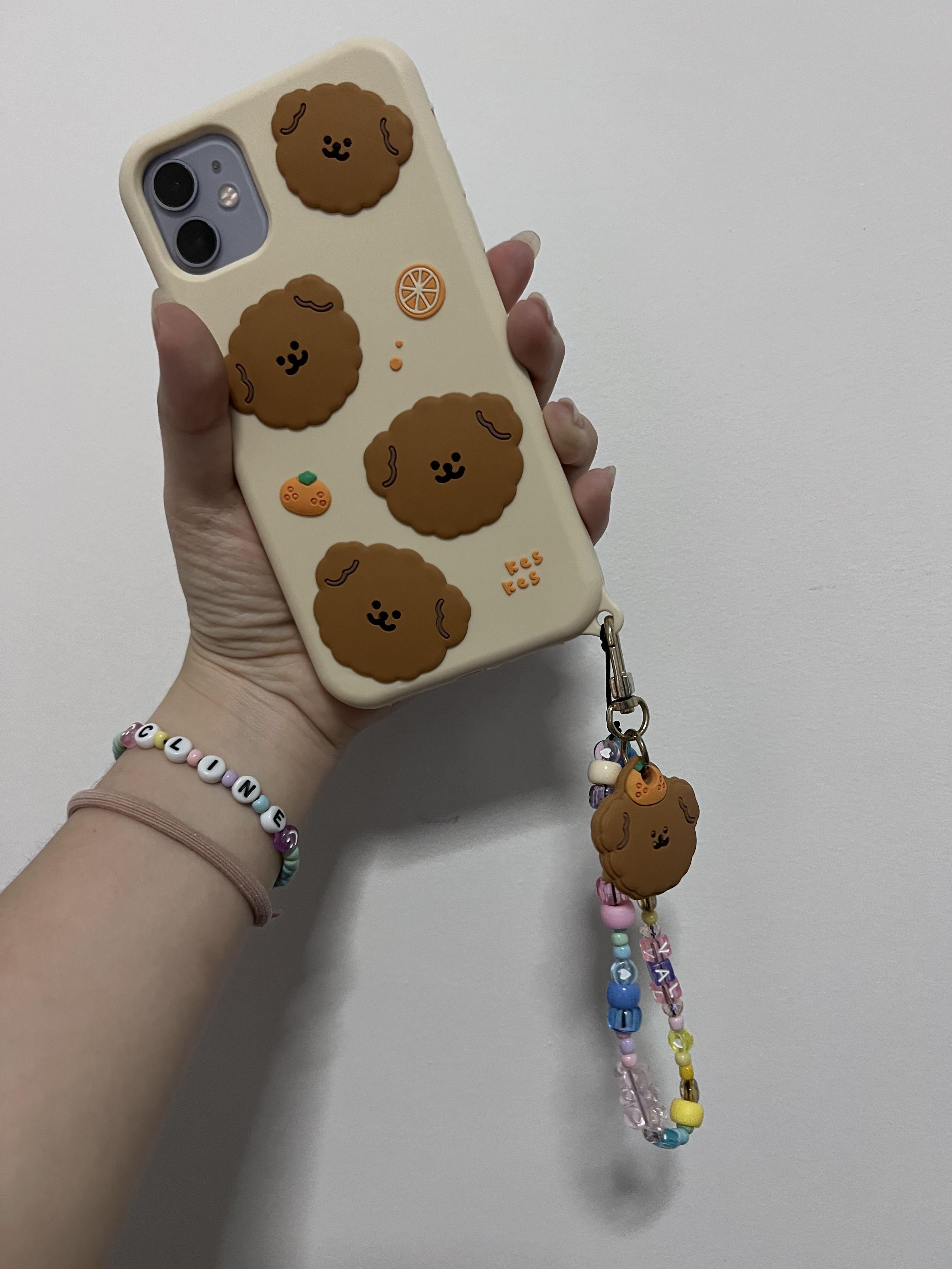 Customisable Keychains (Category: Charms) located in Singapore. Submitted by munchkinsc (Listing ID 1133731862, Image 2). Description: PM to customise your own charms & dangles or DM me on ig @charmsndangles ☺️💛.