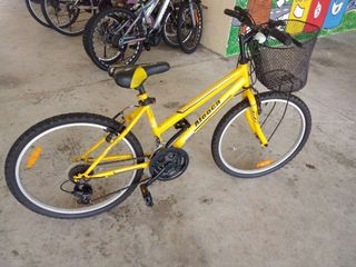 (Category: ) located in . Submitted by vinayakdum (Listing ID 1133603014, Image 1). Description: .