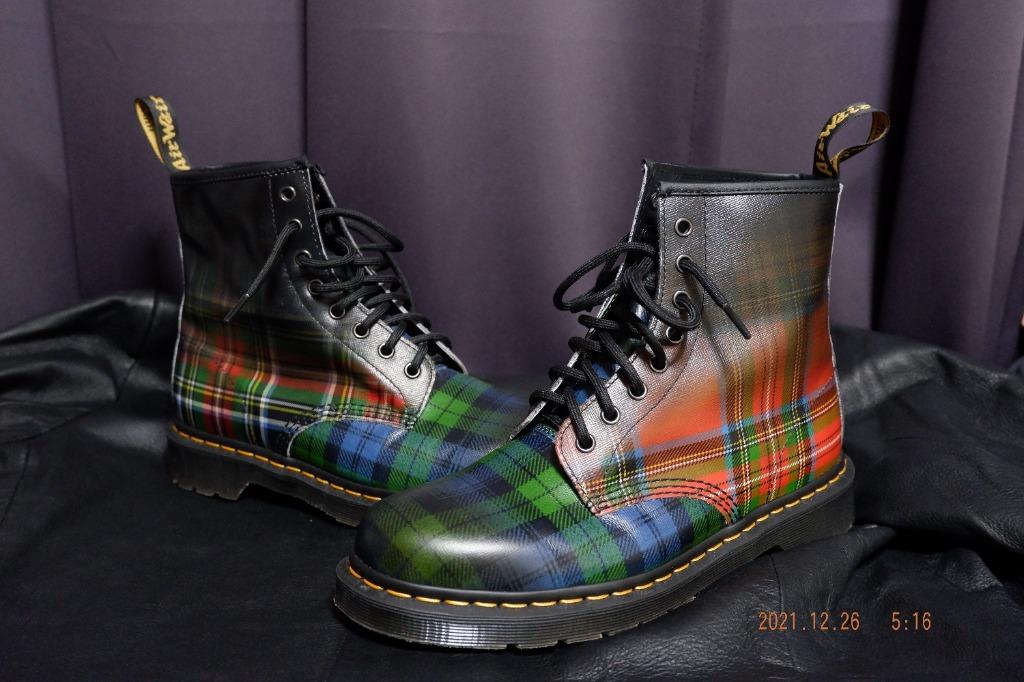 DR. MARTENS TARTAN RED STEWART BLACK WATCH Men s Fashion