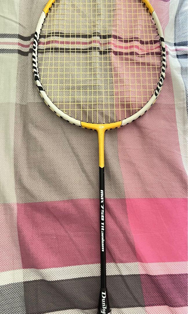 Dunlop max 750 titanium badminton racket, Sports Equipment, Sports & Games, Racket & Ball Sports
