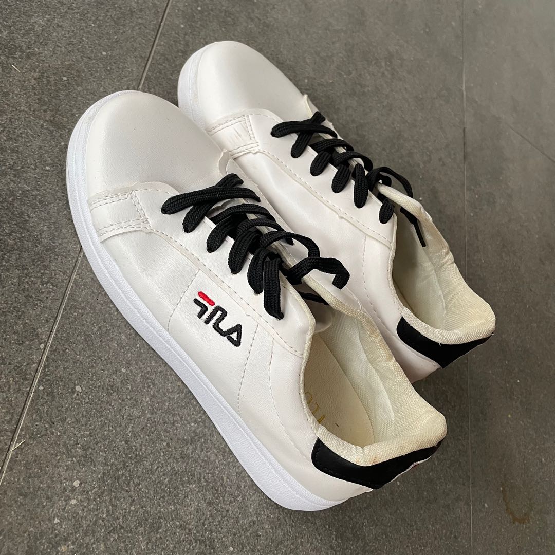 Fila scroll sneakers jabong hotsell