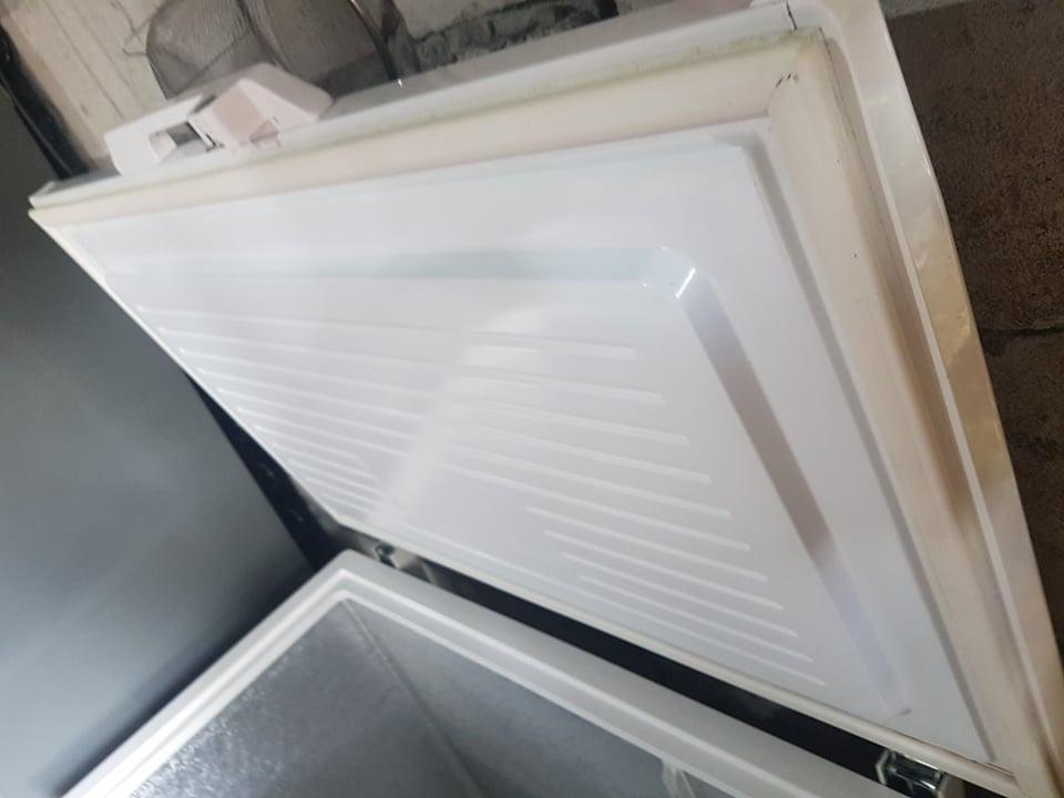 CHEST FREEZER 8 cu. ft. DUAL FUNCTION, TV & Home Appliances, Kitchen