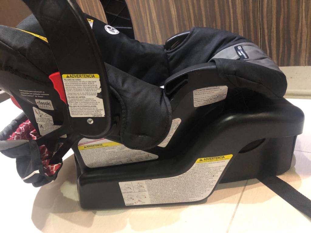 Graco snugride classic connect 30 car seat