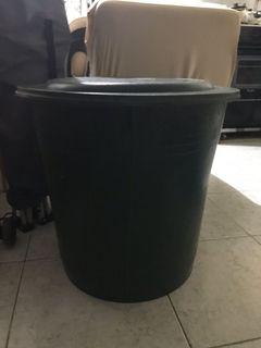 green rubber water drum