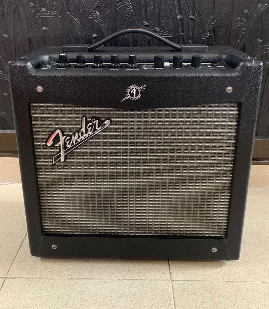 Guitar Amplifier Fender Mustang 1 V2. 20W Hobbies Toys Music