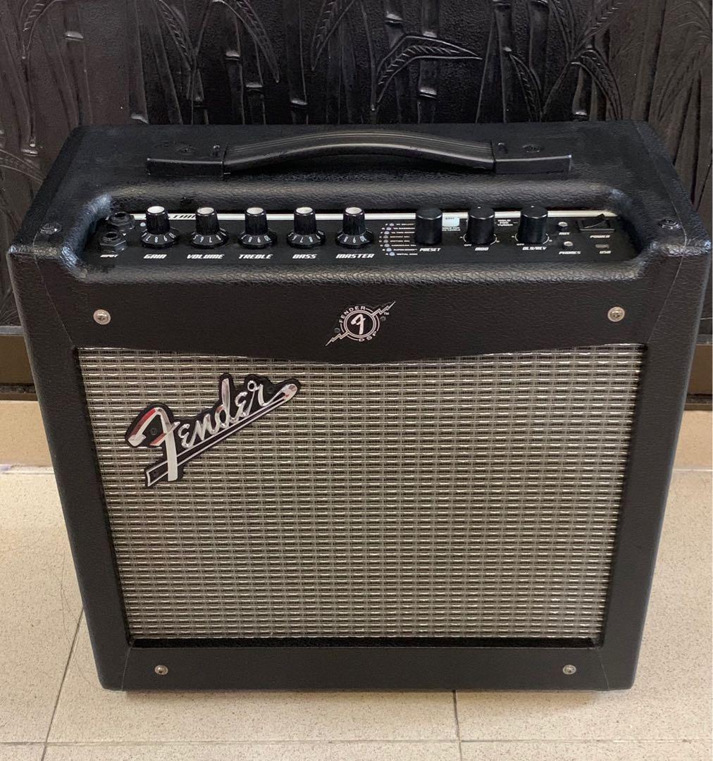 Fender mustang 1 shop v2 20w