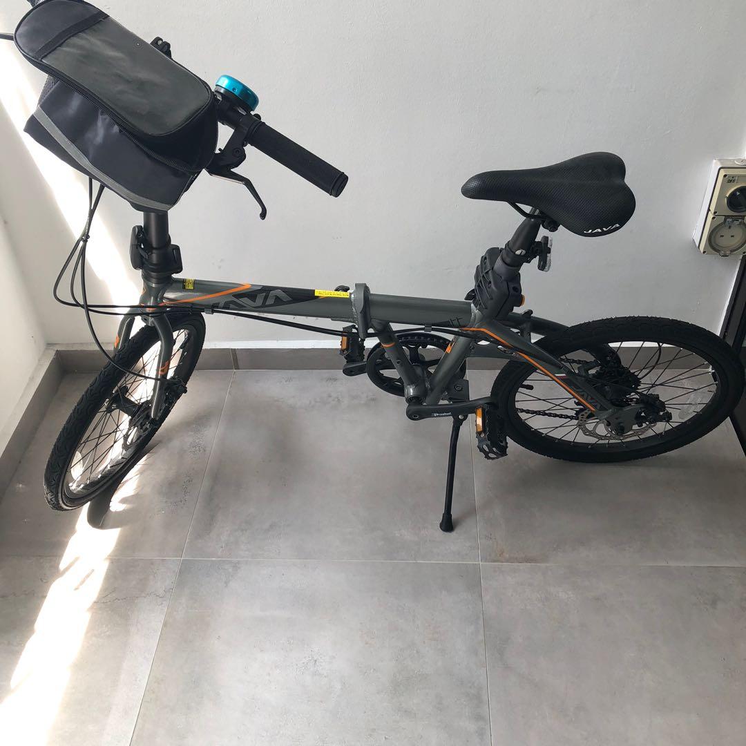 Java Decaf TT (Category: Bicycles) located in Singapore. Submitted by cog57 (Listing ID 1133615380, Image 1). Description: Less than 5 rides 7-speed Java Decaf. See picture of Tyre. Great condition. Very light below 12kg and super compact when folded. Easy to wheel around on public transport .