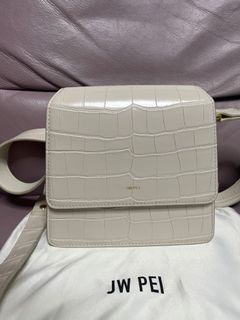 （分類：）位於 。 由 zzzz72 提交（商品編號 1133739408，圖片 1）。簡介： 。