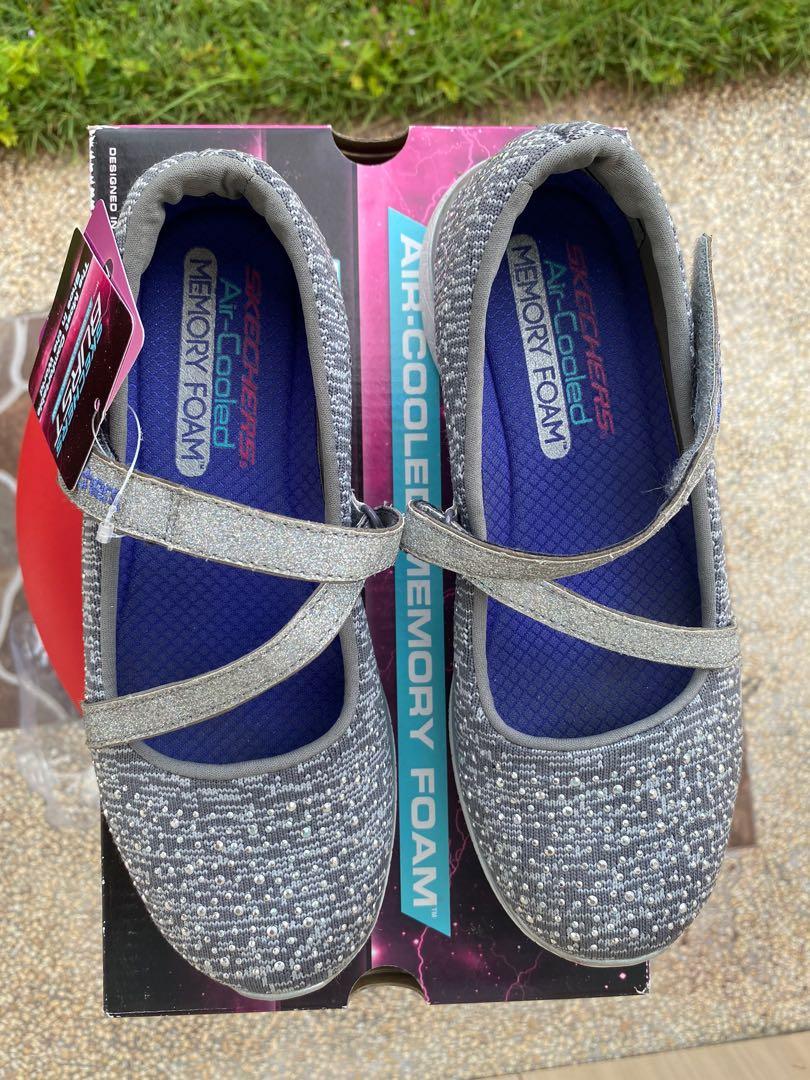 Kasut slipper on sale skechers