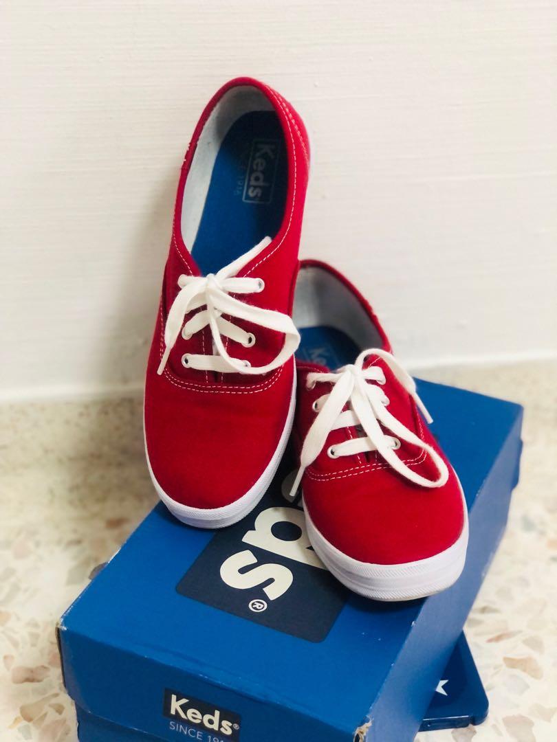 Girls red top keds