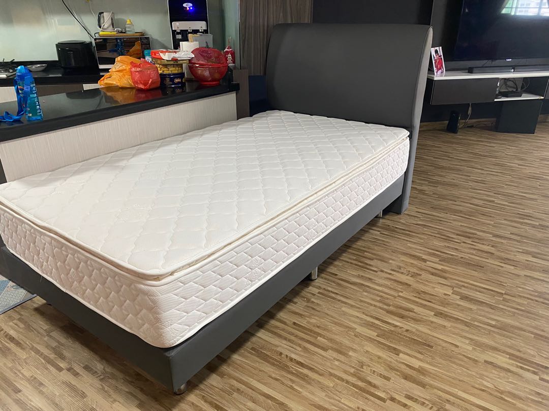 King Koil Mattress and Bedframe set, Furniture & Home Living, Furniture