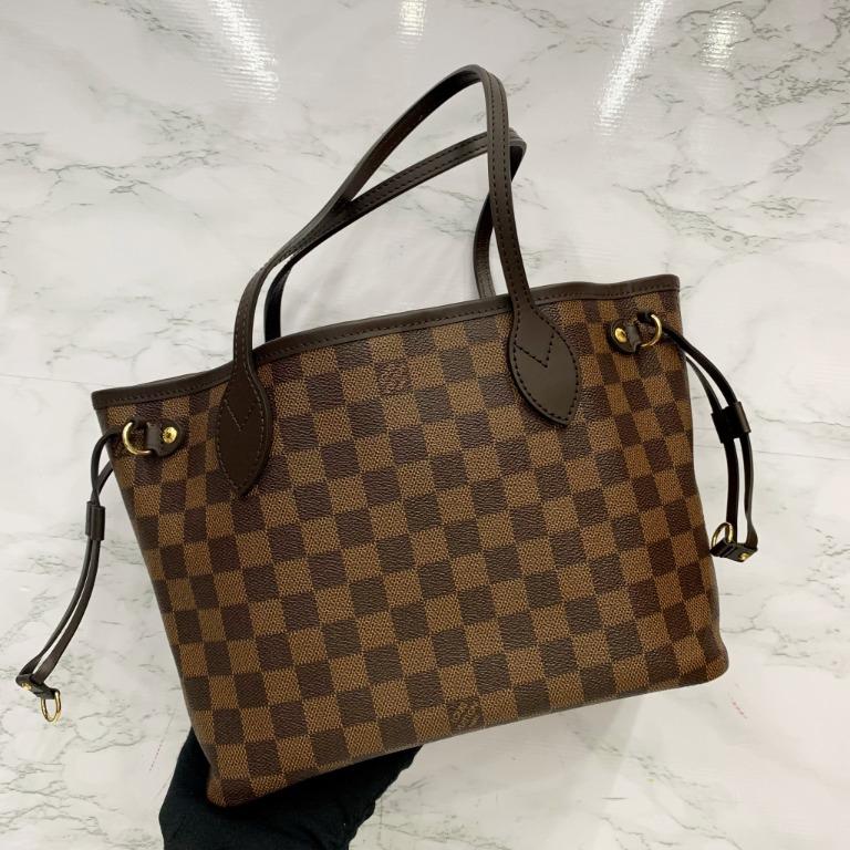 LV Tivoli PM (size small), Women's Fashion, Bags & Wallets, Shoulder Bags  on Carousell