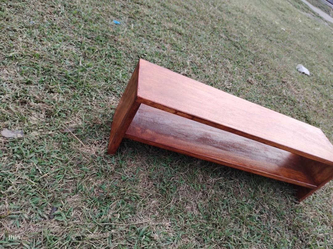 Monitor riser (Category: Shelves, Cabinets & Racks) located in Pozorrubio. Submitted by thintina (Listing ID 1133724497, Image 2). Description: wooden riser.