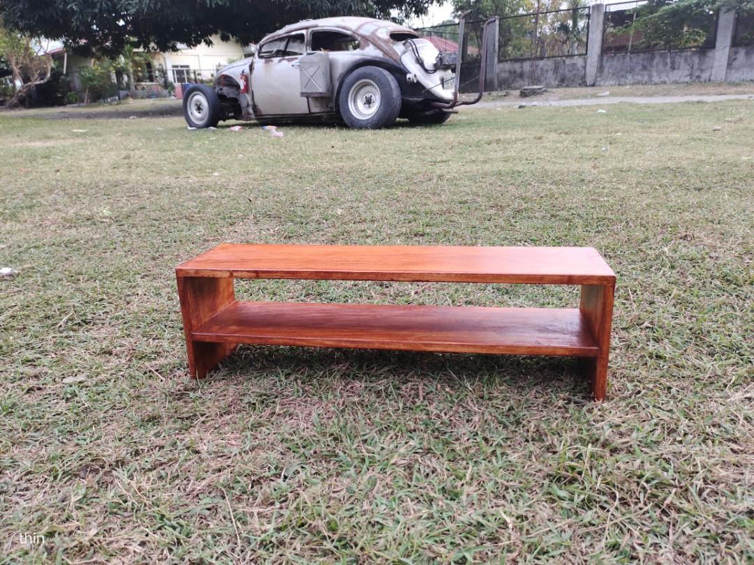 Monitor riser (Category: Shelves, Cabinets & Racks) located in Pozorrubio. Submitted by thintina (Listing ID 1133724497, Image 3). Description: wooden riser.