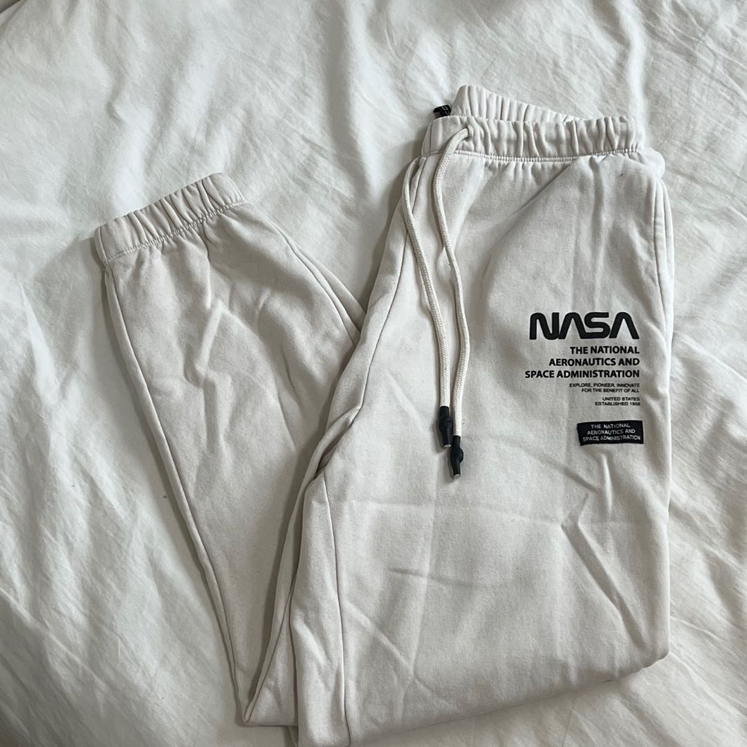 H&m hotsell nasa sweatpants
