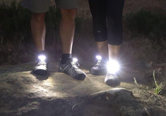 Night runner hotsell shoe lights