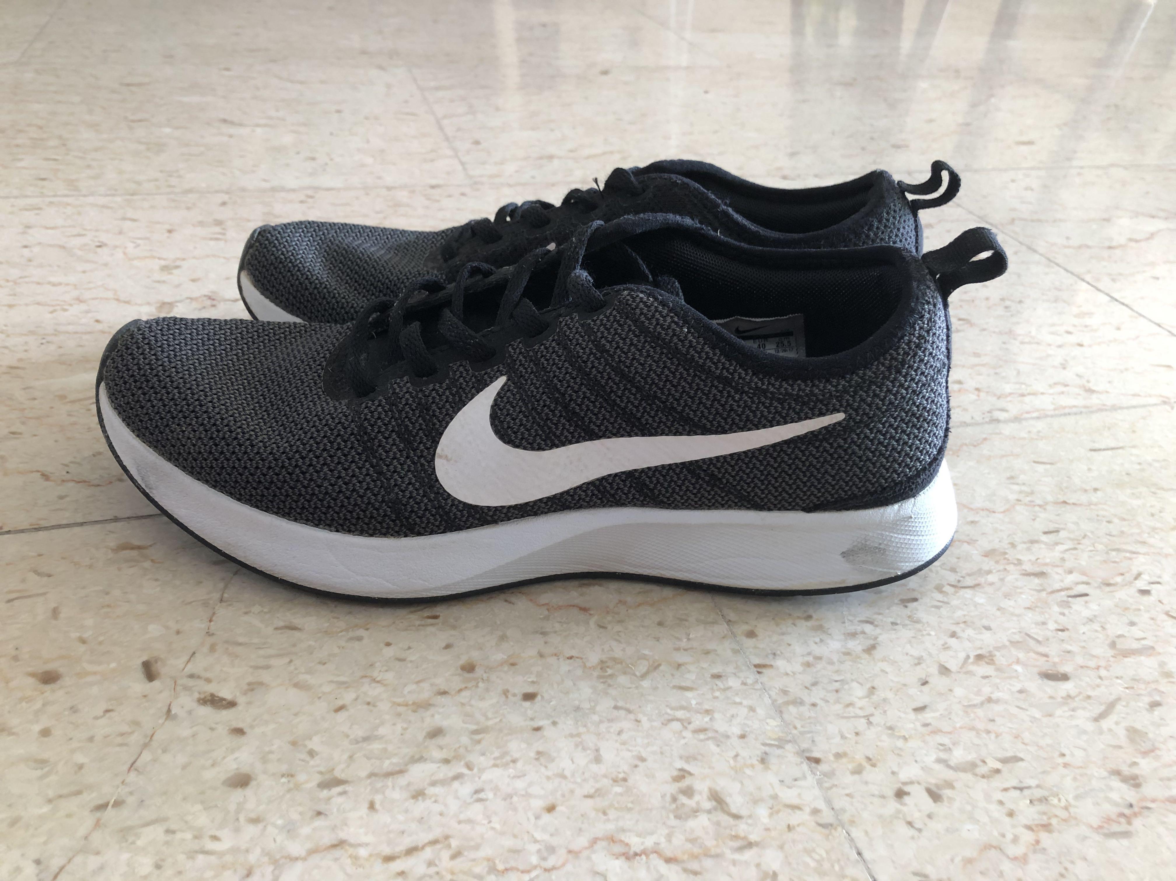 Nike dual racer price store