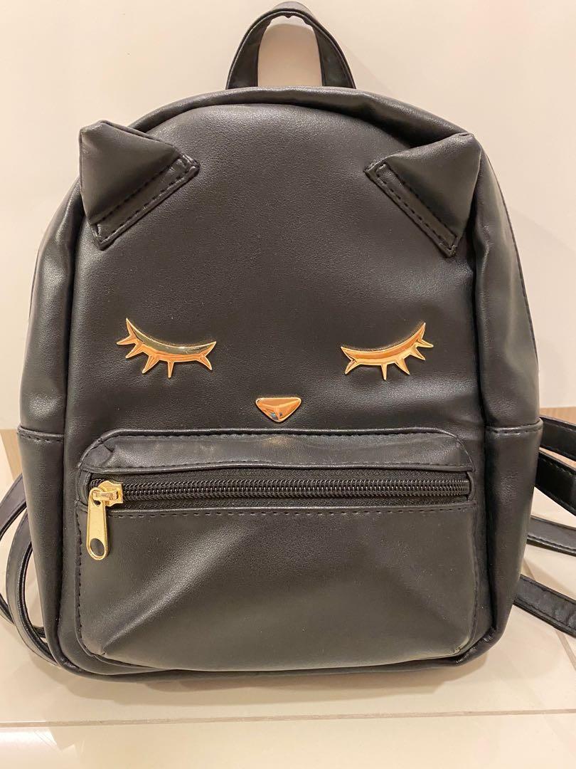 Osumashi pooh chan backpack