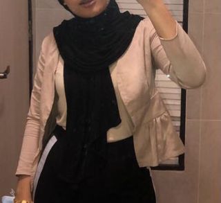 (Category: ) located in . Submitted by quinnn.preloved (Listing ID 1133668309, Image 1). Description: .