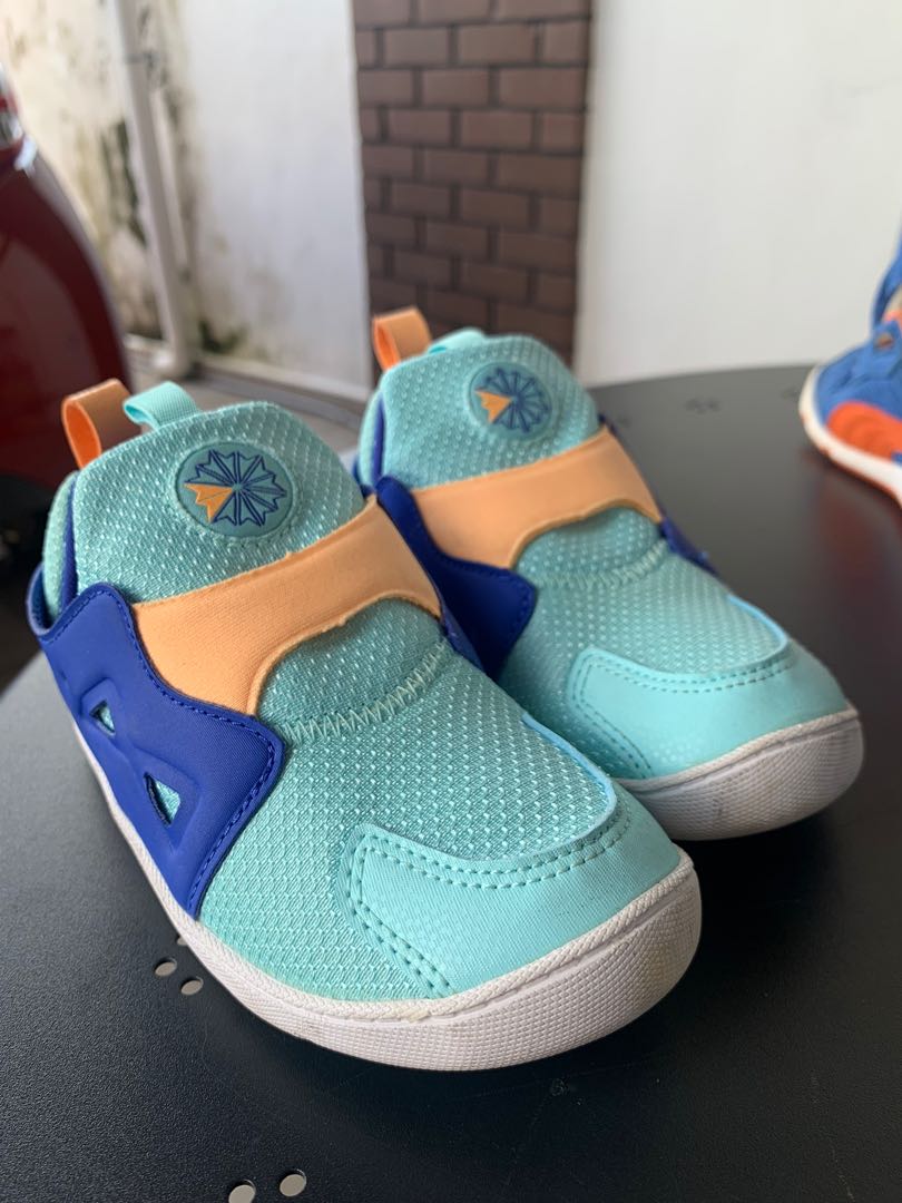 Reebok peek hotsell n fit