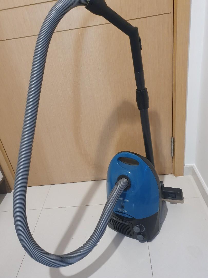 Samsung 1800w vacuum cleaner, TV & Home Appliances, Vacuum Cleaner