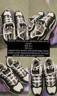 Skechers d’lites size 38