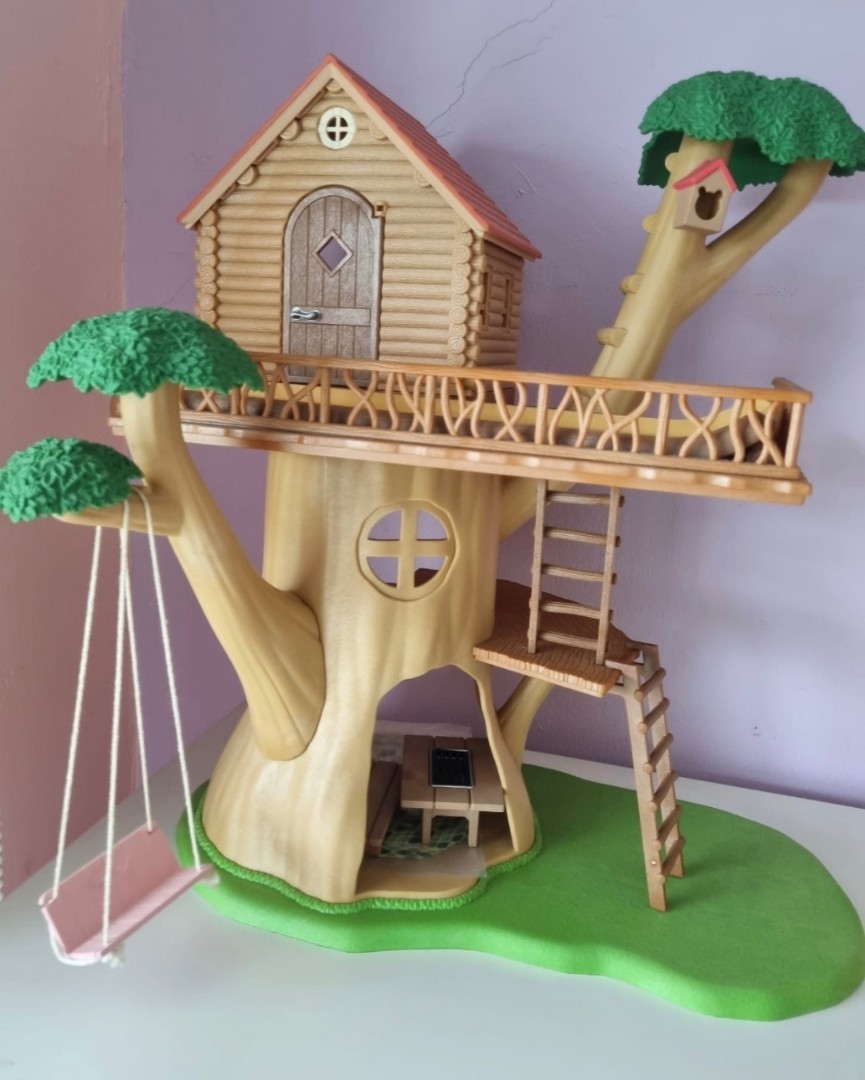 Girl's Dream Sylvanian Family Treehouse & 7 Seater Car Bundle