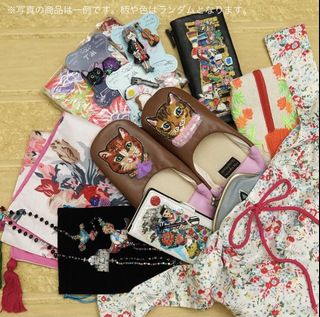 （分類：）位於 。 由 katykary 提交（商品編號 1133640407，圖片 1）。簡介： 。