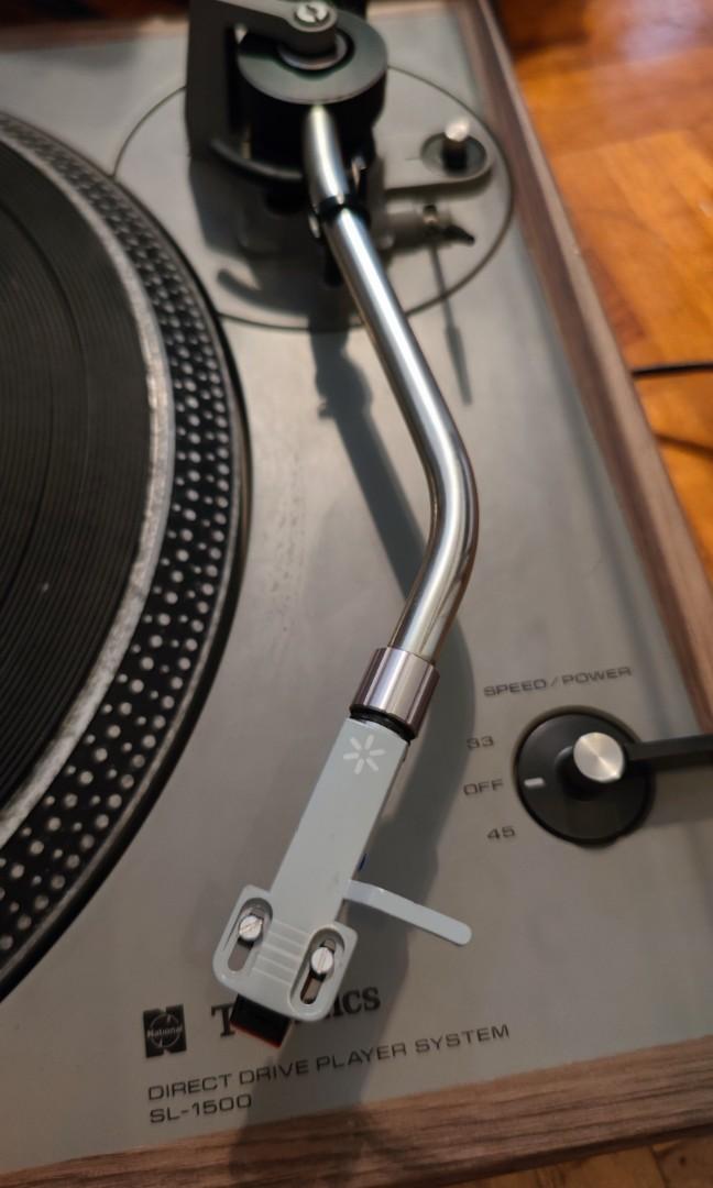 Technics SL1500 Turntable (not working selling for parts), Audio