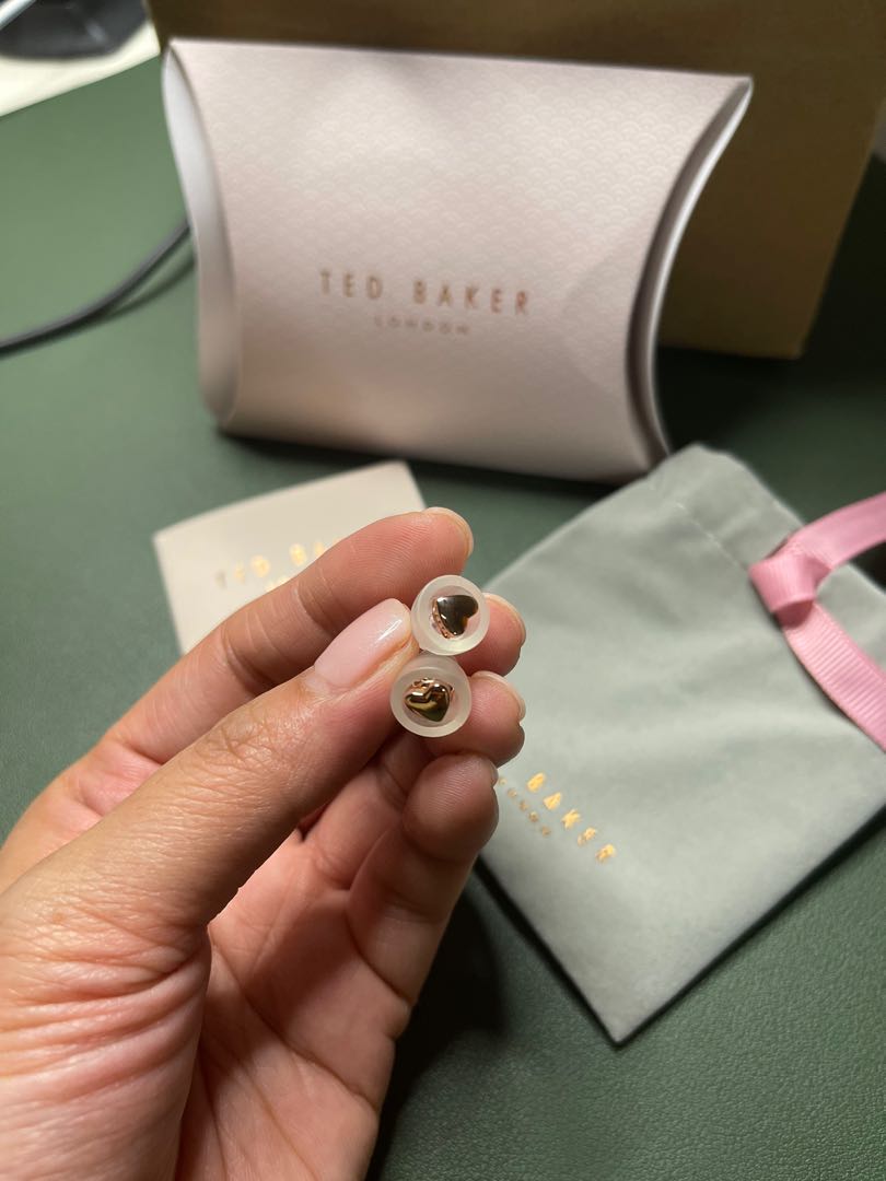 Ted baker harly hotsell heart stud earrings