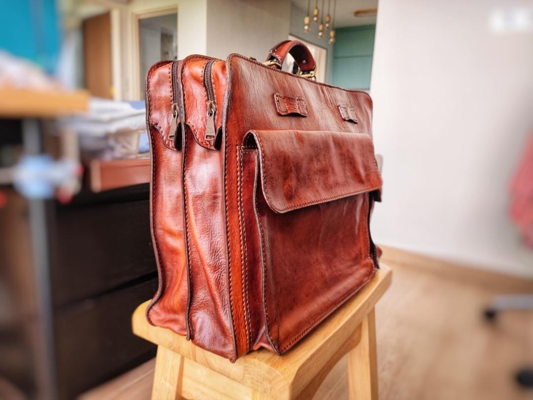 Test (Category: Briefcases) located in Singapore. Submitted by rodneyrodriguez (Listing ID 1133667426, Image 3). Description: Test.